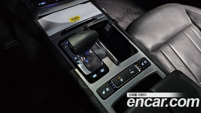 Genesis G80 3.3 GDI AWD Luxury 2017 — фото 9