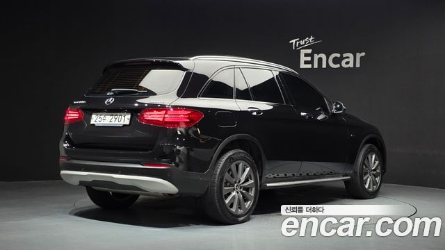 Mercedes-Benz GLC-Class (X253) GLC350e 4MATIC Premium 2019 — фото 2