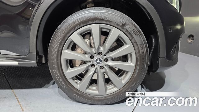 Mercedes-Benz GLC-Class (X253) GLC350e 4MATIC Premium 2019 — фото 21