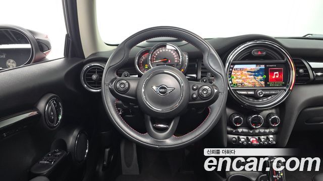 MINI Cooper S HIGH 3rd 2020 — фото 12