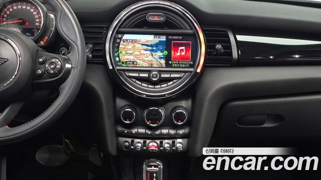 MINI Cooper S HIGH 3rd 2020 — фото 13