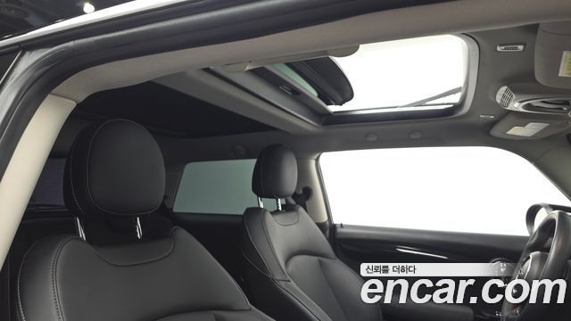 MINI Cooper S HIGH 3rd 2020 — фото 16