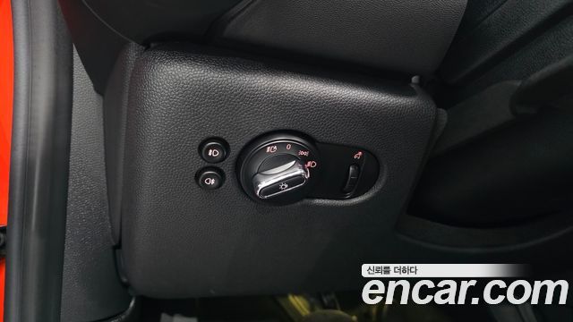 MINI Cooper S HIGH 3rd 2020 — фото 19