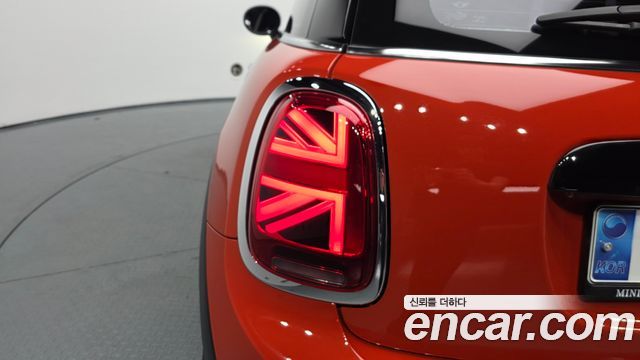 MINI Cooper S HIGH 3rd 2020 — фото 23