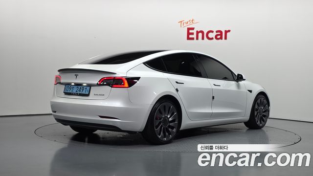 Tesla Model 3 Long Range AWD 2021 — фото 2