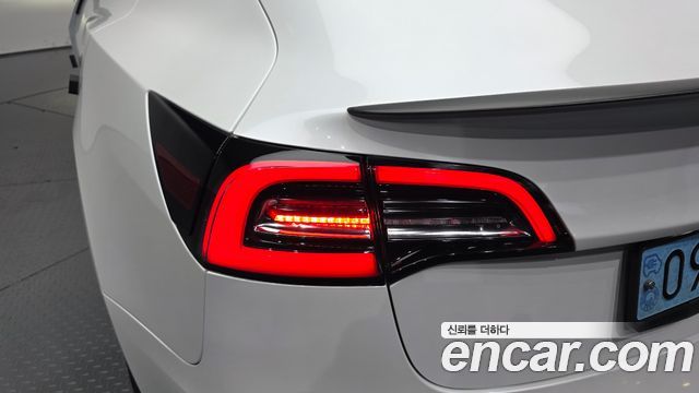 Tesla Model 3 Long Range AWD 2021 — фото 29