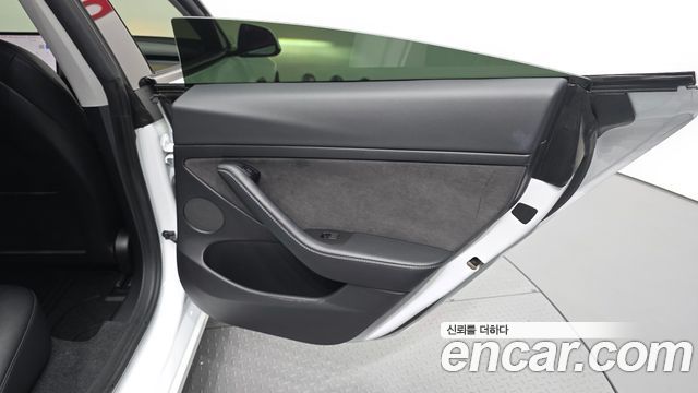 Tesla Model 3 Long Range AWD 2021 — фото 31