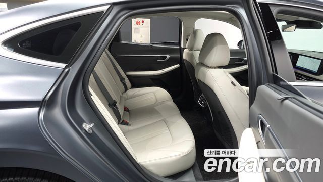 Hyundai Sonata The Edge (DN8) 1.6 Turbo Inspiration 2024 — фото 12
