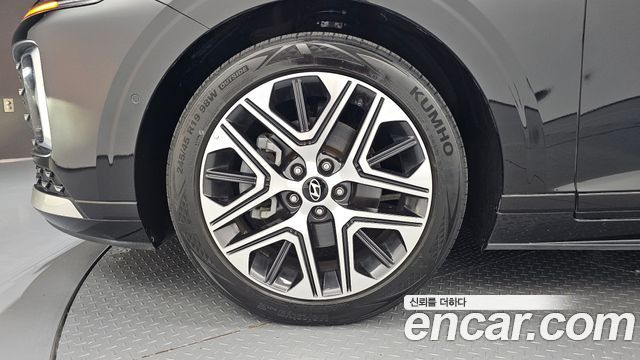 Hyundai Grandeur (GN7) 2,5 Gasoline 2WD Exclusive 2023 — фото 5