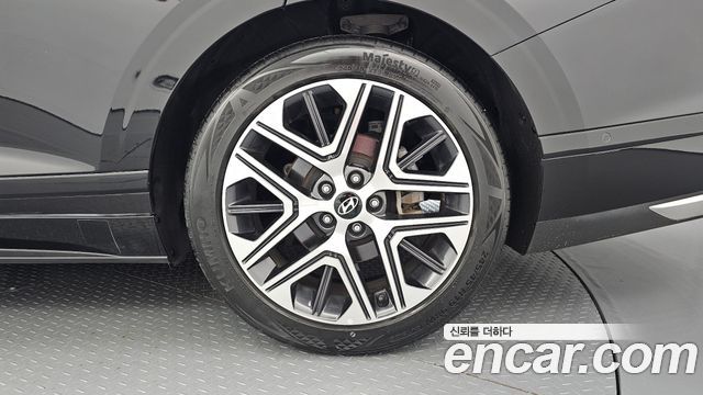 Hyundai Grandeur (GN7) 2,5 Gasoline 2WD Exclusive 2023 — фото 21