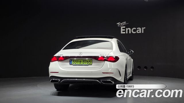Mercedes-Benz E-Class (W214) E300 4MATIC AMG Line 2026 — фото 4