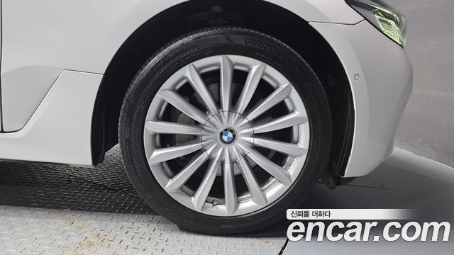 BMW 6 Series GT (G32) 630i xDrive Luxury 2022 — фото 27