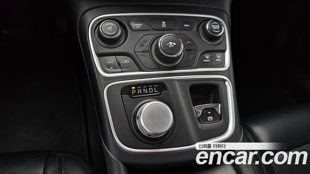 Chrysler 200 (II) 2.4 Limited 2015 — фото 9