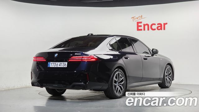 BMW 5 Series (G60) 520i M Sport 2025 — фото 2