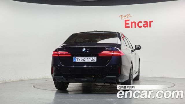 BMW 5 Series (G60) 520i M Sport 2025 — фото 4