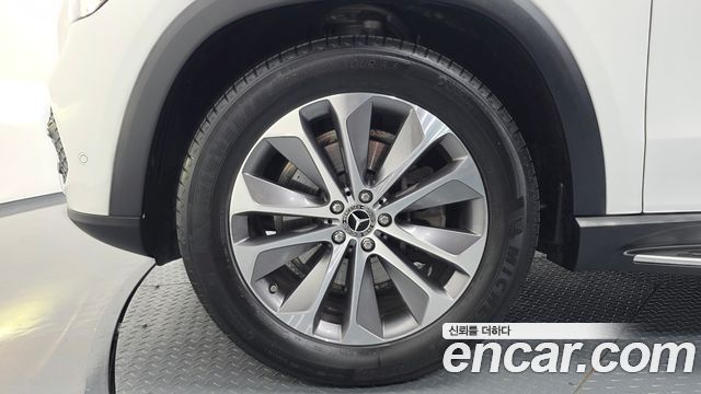 Mercedes-Benz GLE-Class (W167) GLE300d 4MATIC 2023 — фото 5