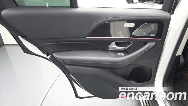 Mercedes-Benz GLE-Class (W167) GLE300d 4MATIC 2023 — фото 25