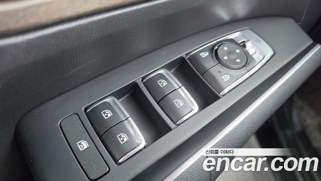 Kia Sorento (IV) Diesel 2.2 2WD Prestige 2023 — фото 32