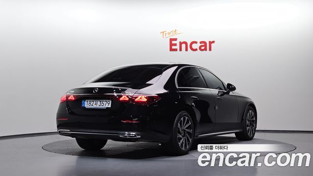 Mercedes-Benz E-Class (W214) E300 4MATIC Exclusive 2025 — фото 2