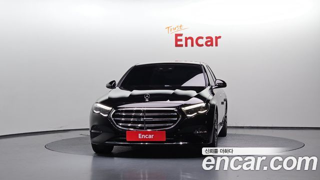 Mercedes-Benz E-Class (W214) E300 4MATIC Exclusive 2025 — фото 3