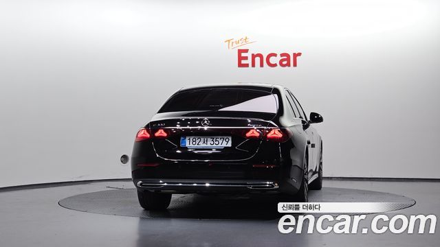 Mercedes-Benz E-Class (W214) E300 4MATIC Exclusive 2025 — фото 4