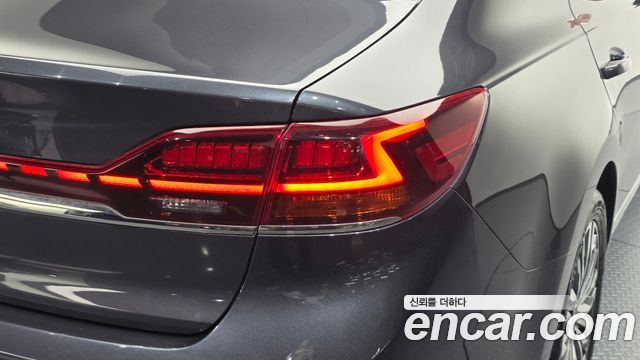 Kia K7 Premier 2.5 GDI Noblesse 2020 — фото 23