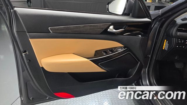 Kia K7 Premier 2.5 GDI Noblesse 2020 — фото 24