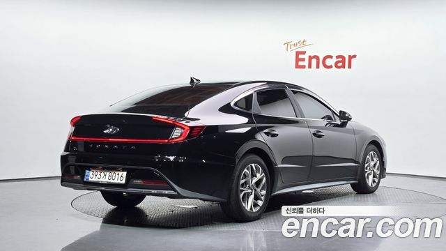 Hyundai Sonata (DN8) 2.0 Premium Family 2021 — фото 2