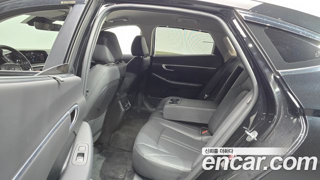 Hyundai Sonata (DN8) 2.0 Premium Family 2021 — фото 11