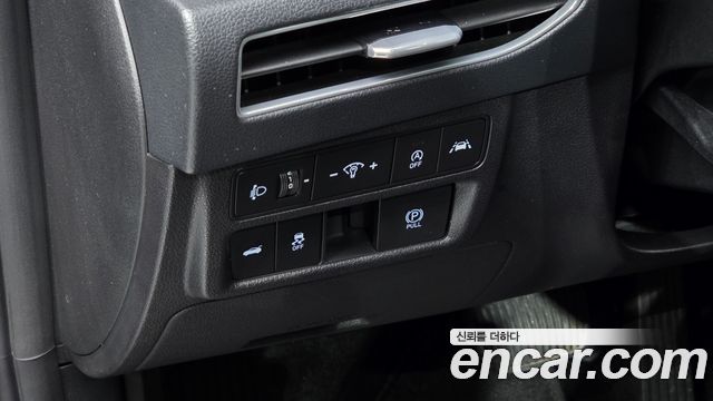 Hyundai Sonata (DN8) 2.0 Premium Family 2021 — фото 13