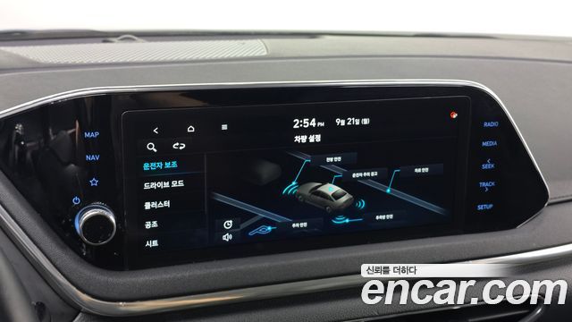 Hyundai Sonata (DN8) 2.0 Premium Family 2021 — фото 16
