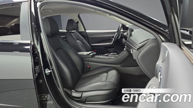 Hyundai Sonata (DN8) 2.0 Premium Family 2021 — фото 26