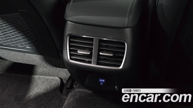 Hyundai Sonata (DN8) 2.0 Premium Family 2021 — фото 29