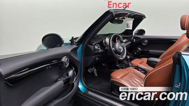 MINI Cooper S Convertible Standard 3rd 2016 — фото 10