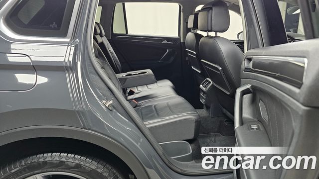 Volkswagen Tiguan (II) 2.0 TDI 4Motion Prestige 2018 — фото 11