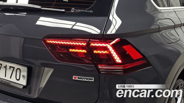 Volkswagen Tiguan (II) 2.0 TDI 4Motion Prestige 2018 — фото 23