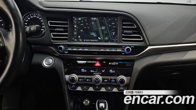 Hyundai Avante (AD) 1.6 Smart 2019 — фото 18