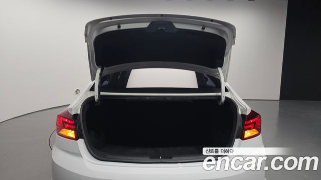Hyundai Avante (AD) 1.6 Smart 2019 — фото 24