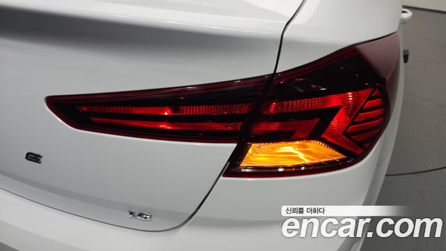 Hyundai Avante (AD) 1.6 Smart 2019 — фото 29
