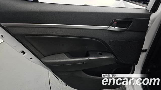 Hyundai Avante (AD) 1.6 Smart 2019 — фото 31