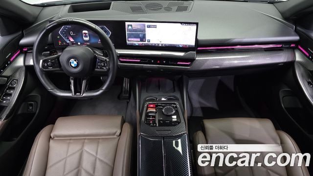 BMW 5 Series (G60) 520i Special Edition 2024 — фото 7
