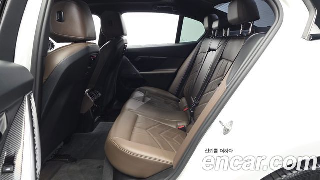 BMW 5 Series (G60) 520i Special Edition 2024 — фото 12