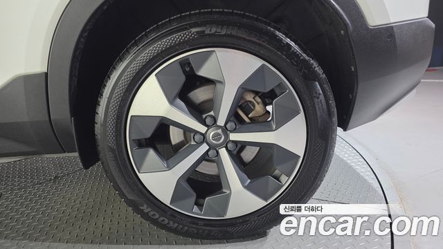 Volvo XC40 B4 Ultimate Bright 2023 — фото 21