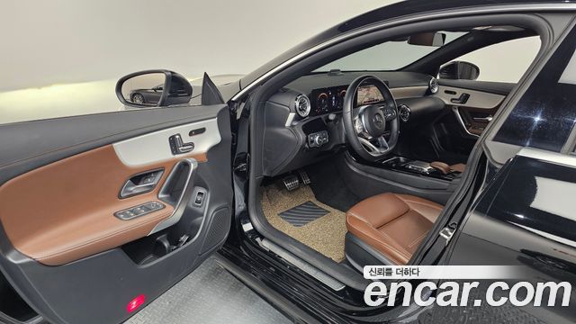 Mercedes-Benz CLA-Class (C118) CLA250 4MATIC 2023 — фото 10
