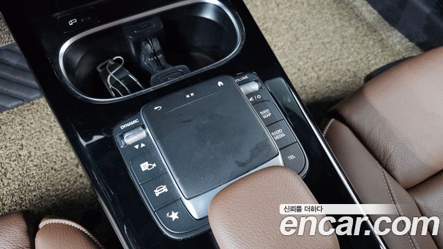 Mercedes-Benz CLA-Class (C118) CLA250 4MATIC 2023 — фото 17