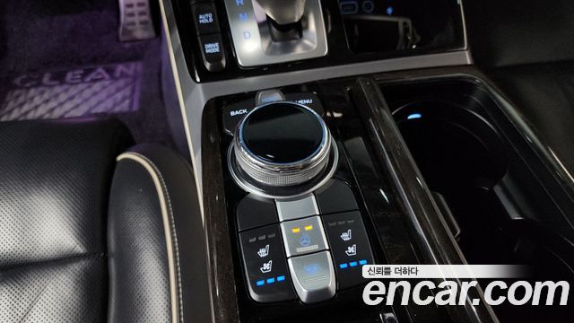 Genesis EQ900 3.8 GDI AWD Premium Luxury 2017 — фото 9