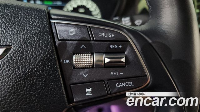 Genesis EQ900 3.8 GDI AWD Premium Luxury 2017 — фото 17