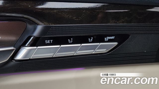 Genesis EQ900 3.8 GDI AWD Premium Luxury 2017 — фото 30