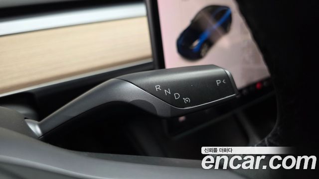 Tesla Model Y Standard Range RWD 2021 — фото 9