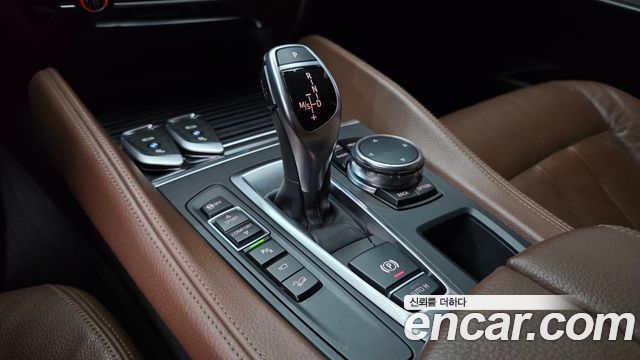 BMW X6 (F16) xDrive 30d 2016 — фото 9